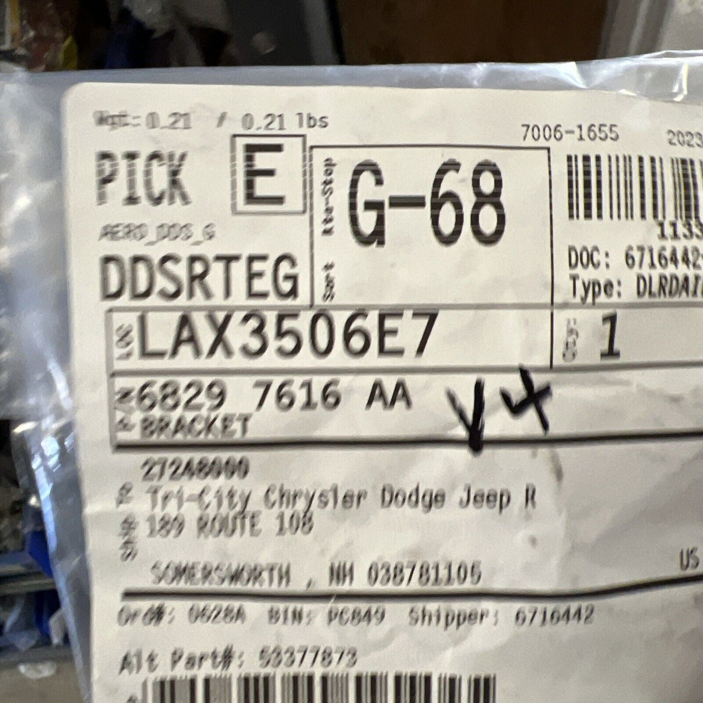 New OEM Genuine Mopar Gladiator 2018-2023 Mounting Bracket 68297616AA