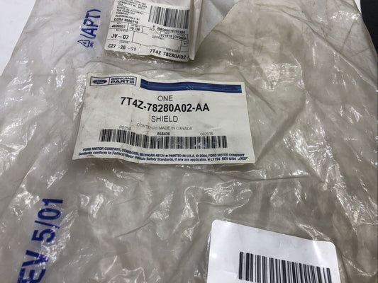 New OEM Genuine Ford 07-15 Passenger Side (RH) Bumper Filler 7T4Z-78280A02-AA