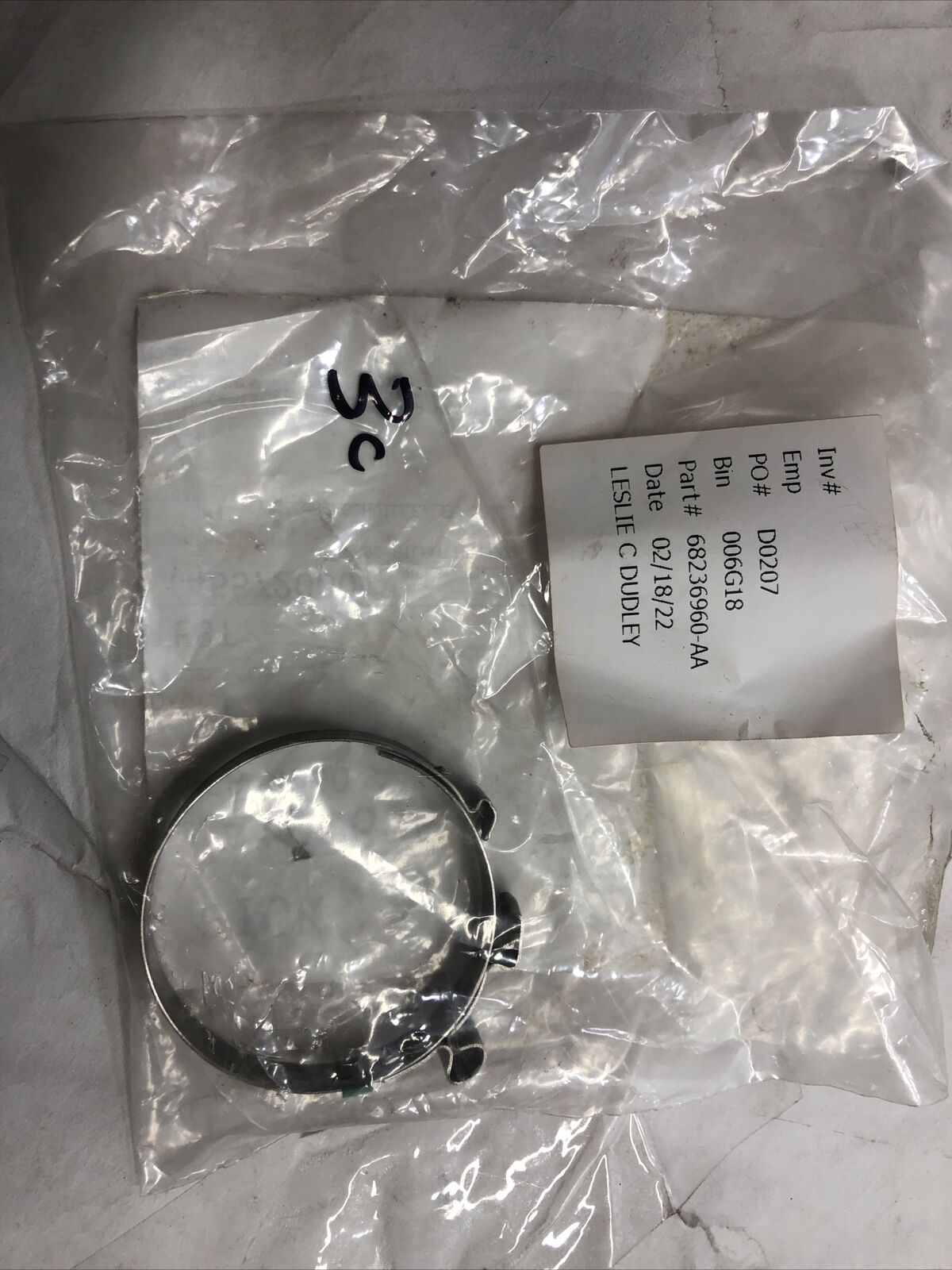 New OEM Genuine Mopar Chrysler Jeep 2014-2021 Upper/Lower Hose Clamp 68236960AA