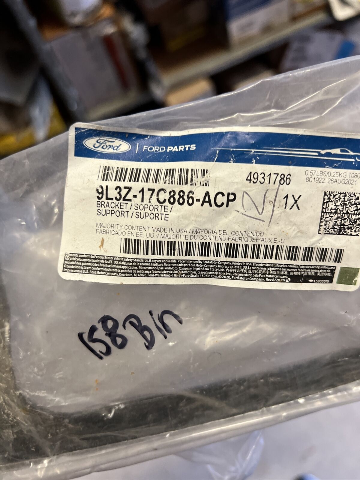 New OEM Genuine Ford Bumper Mounting Bracket 9L3Z17C886ACP