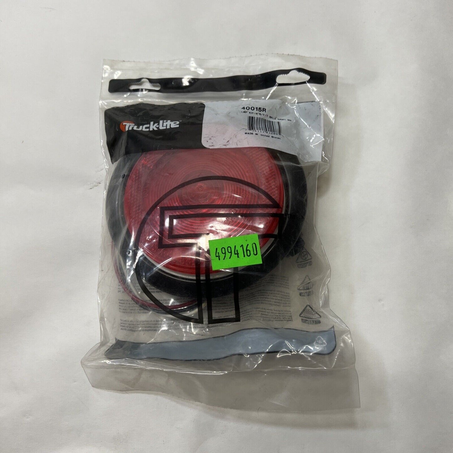 New OEM Trucklite Lamp Kit, 4" Round Stop Turn Tail Light w/ Gasket 40015R