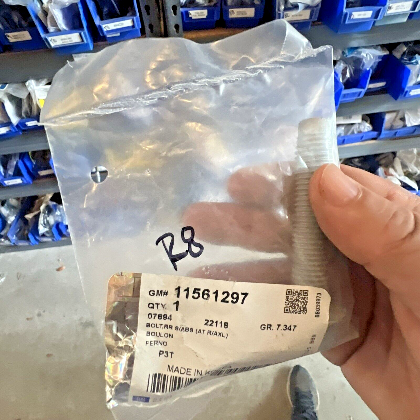 Genuine OEM GM Chevrolet Malibu Rear M14x2x71 Multi-Purpose Bolt 12-24 11561297