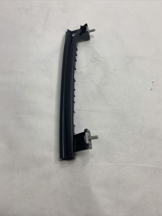 New OEM Genuine Ford Lincoln 17-20 Right Passenger Side Lower Guide GD9Z5425796A