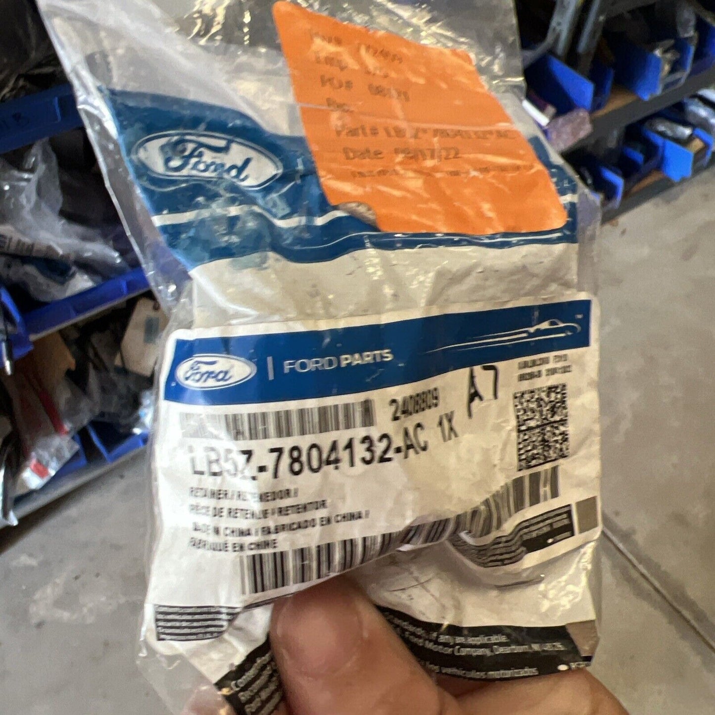 New OEM Genuine Ford Explorer 2020-2023 Sun Visor Holder LB5Z7804132AC