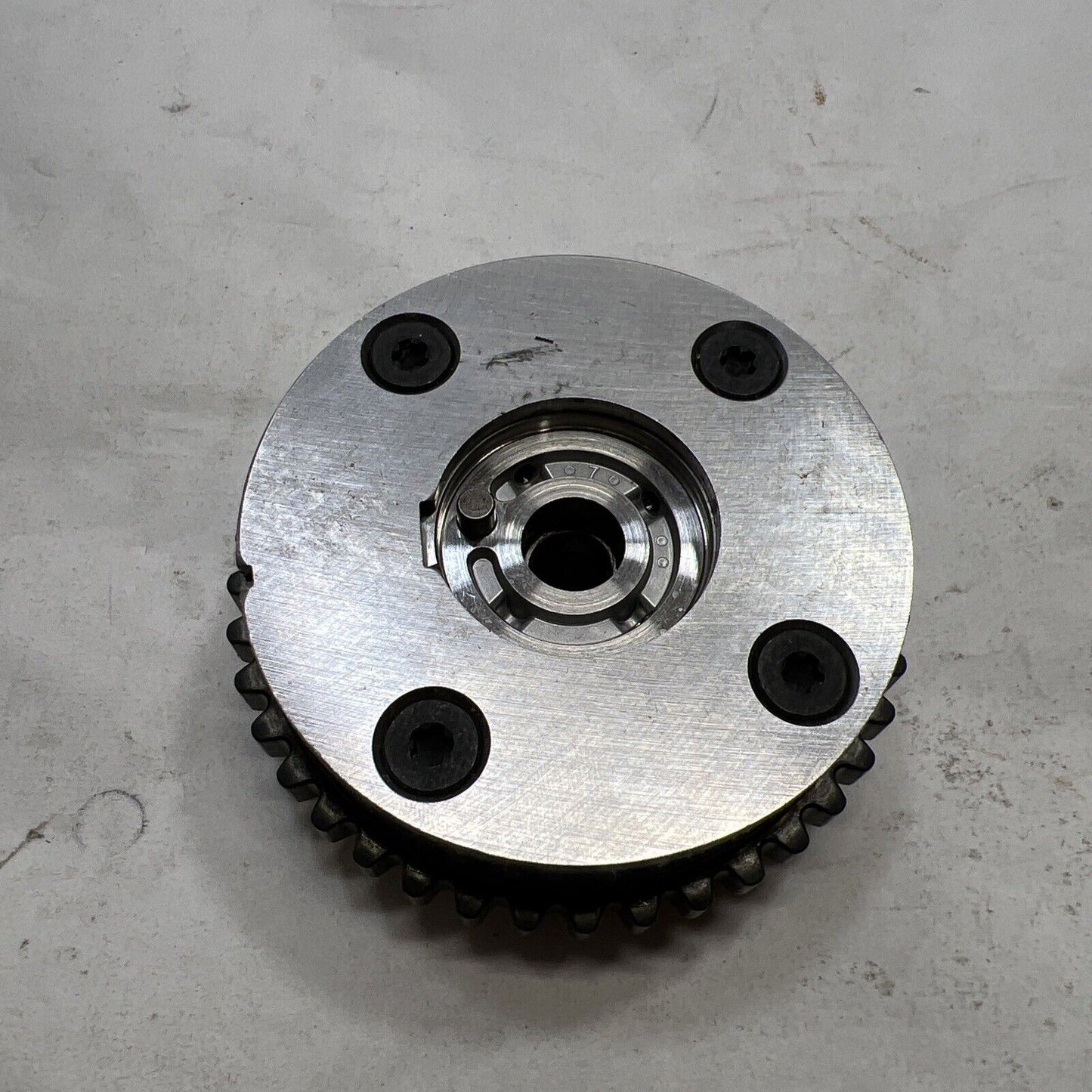Genuine OEM GM CT4 Engine Timing Camshaft Sprocket Actuator 2007-2022 12614464