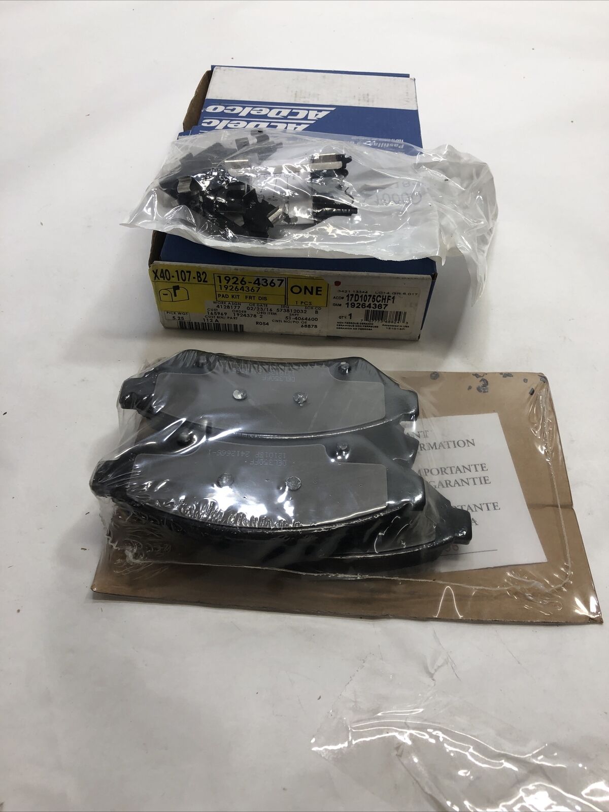 Genuine GM Ceramic Front Disc Brake Pad Set 19383243