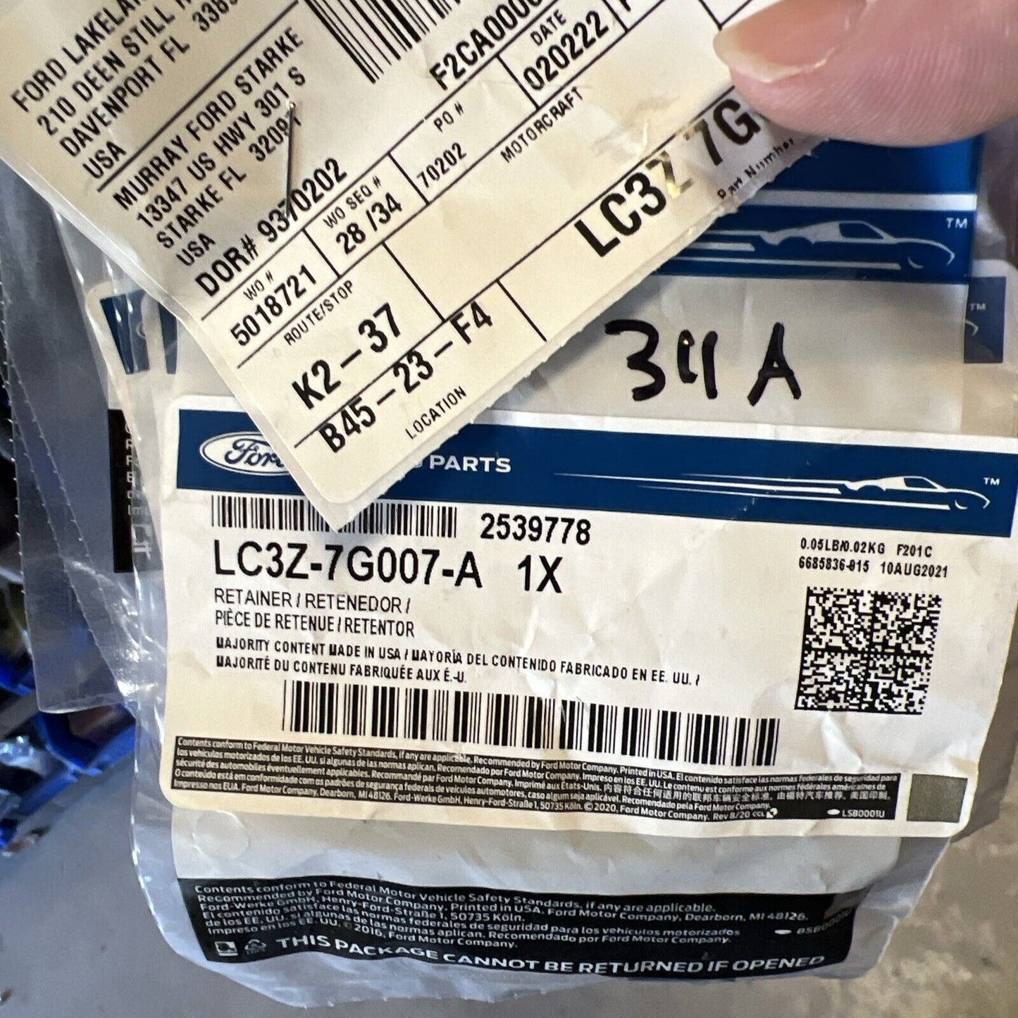 New OEM Genuine Ford Retainer for Reliable Performance LC3Z7G007A