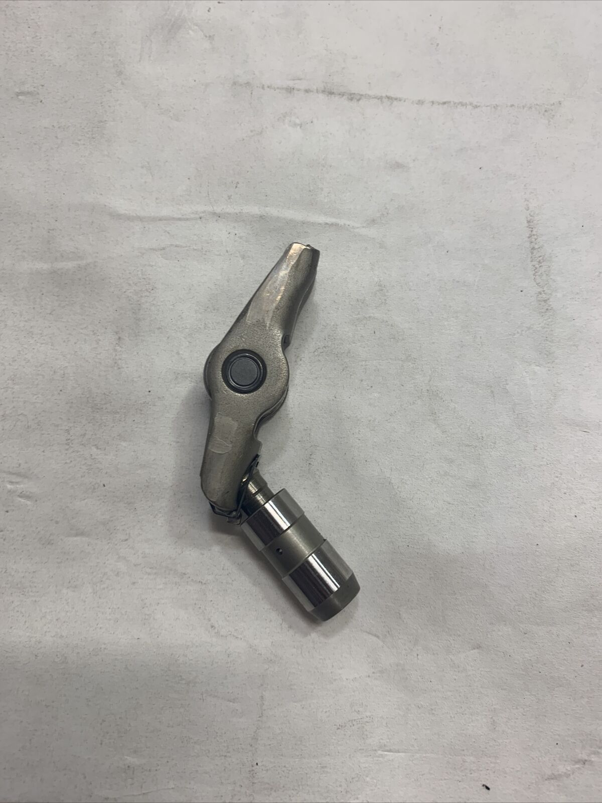 New OEM Mopar Inlet/Exhaust Rocker Arm 2.8L Diesel Mopar 5066780AB