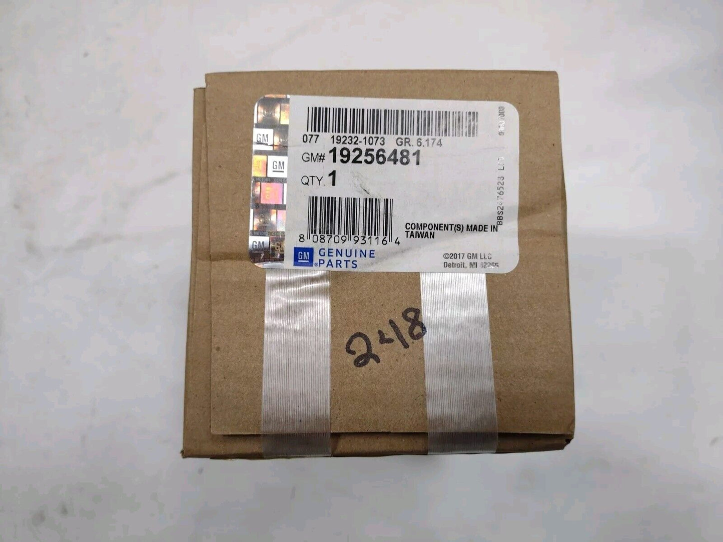 Genuine OEM GM Chevrolet Tahoe Lower Ball Joint 2007-2014 19256481