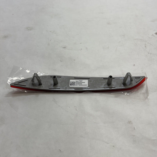 New OEM Genuine GM Cruze 2016-2019 Right Passenger Side Reflector 84037297