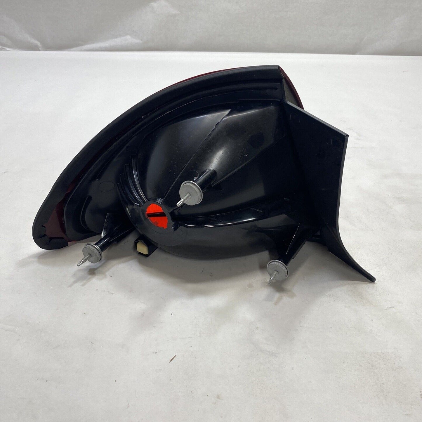 New OEM GM Chevy Monte Carlo Tail Light GENUINE Passenger Right 1995-96 5978584