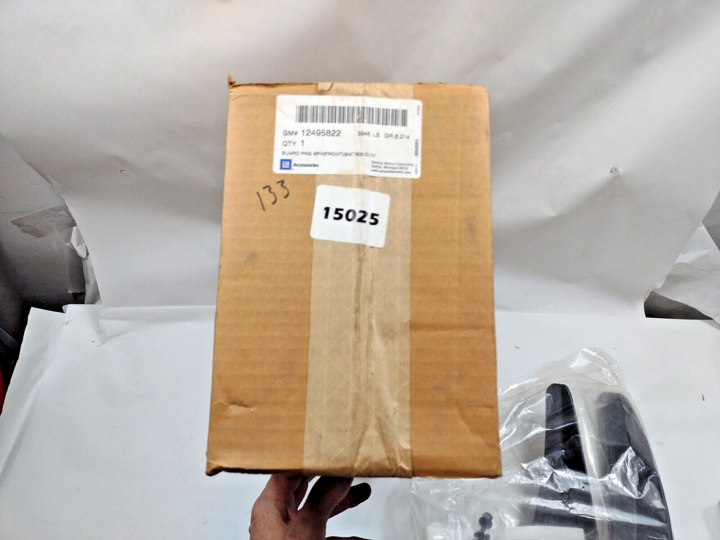 Genuine OEM GM Chevrolet Suburban Tahoe Front Splash Guards Mud Flaps 12495822