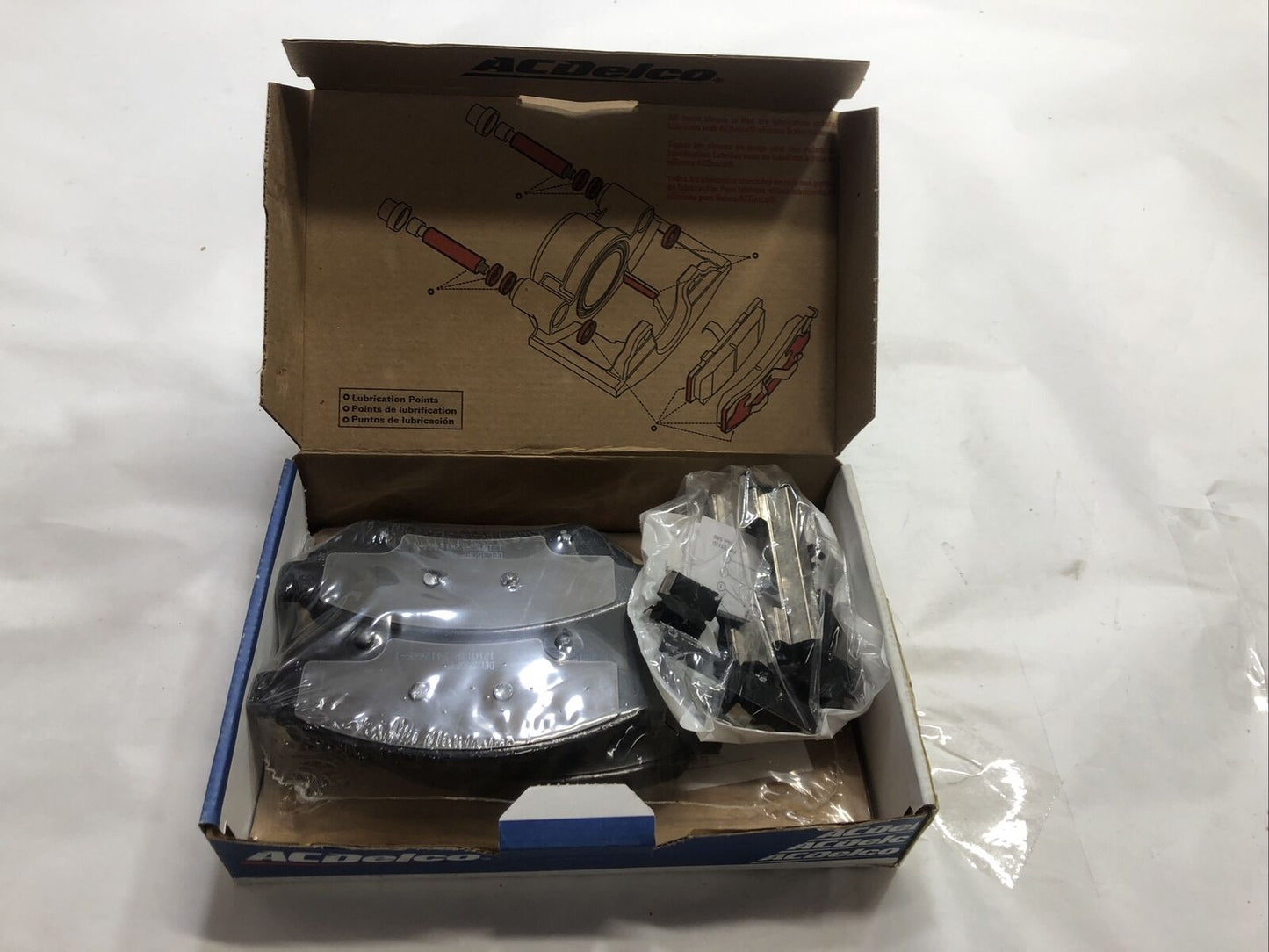 Genuine GM Ceramic Front Disc Brake Pad Set 19383243