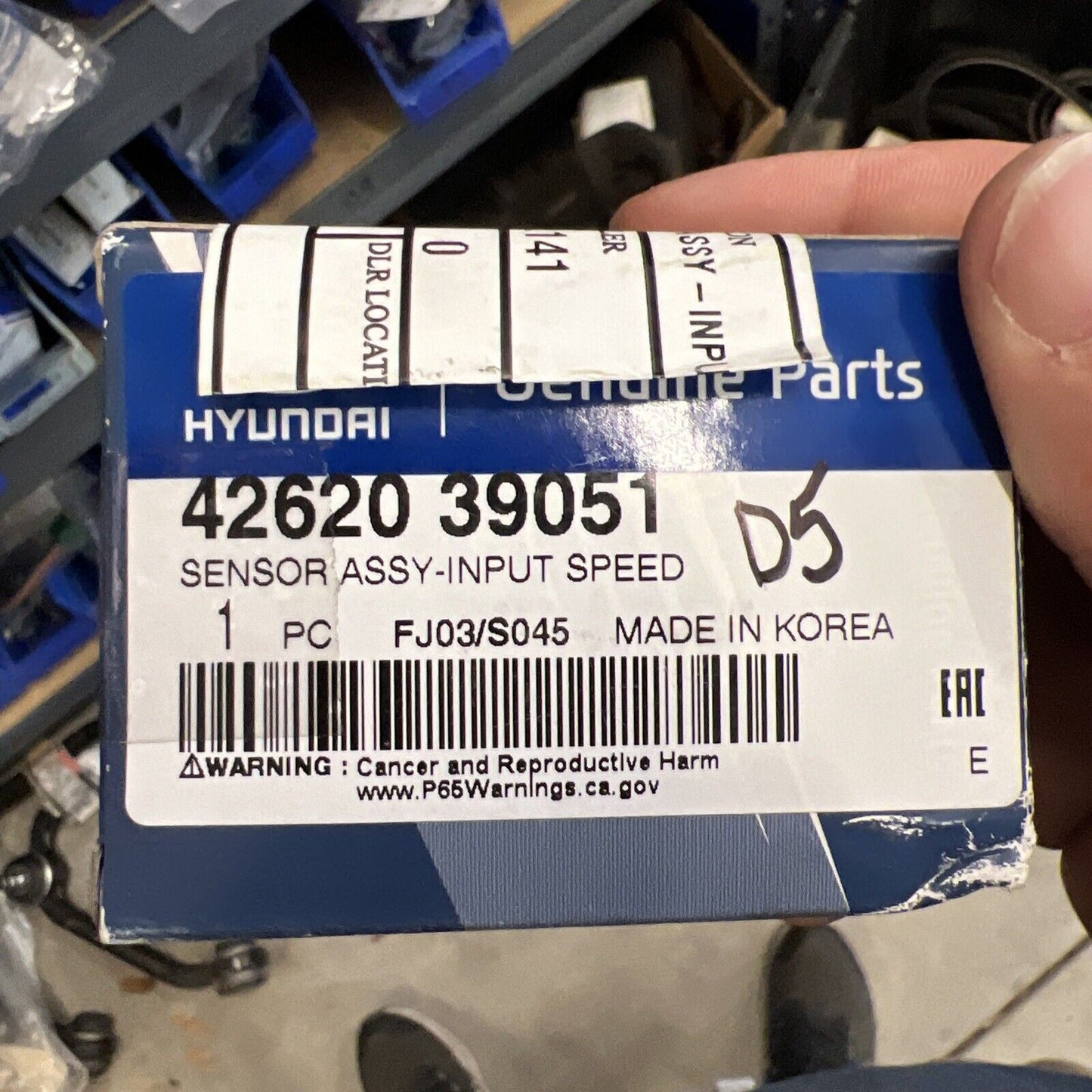 Genuine OEM Hyundai Azera Input Speed Sensor Assembly 2005-2010 4262039051