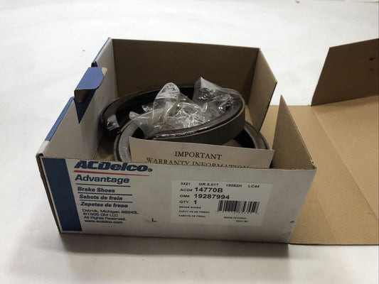 New OEM Genuine GM ACDelco 14770B Bonded Rear Parking Brake Shoe 19287994