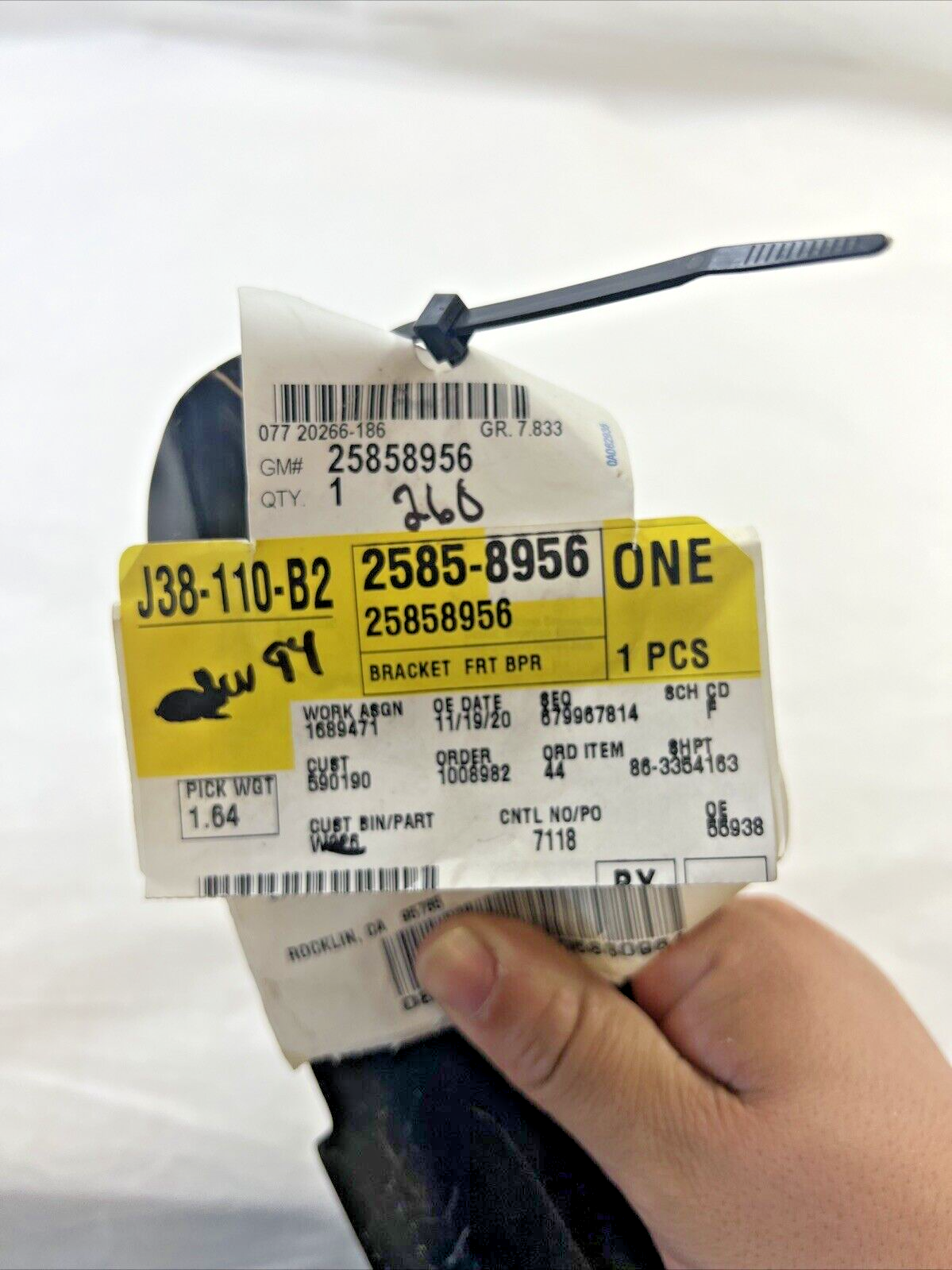 Genuine OEM GM Chevrolet Front Bumper Fascia Center Support Bracket 25858956