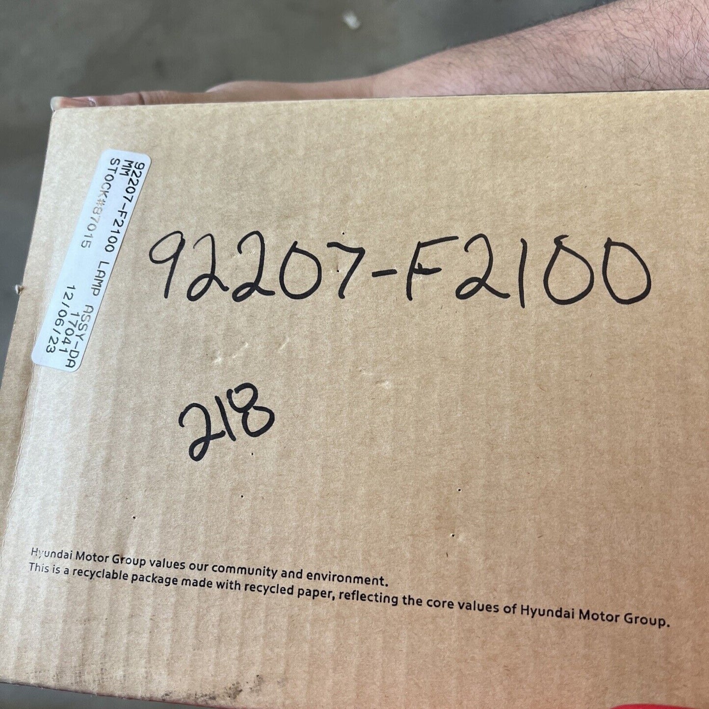 Genuine OEM Hyundai Elantra Day Running Light Driver Side 2016-2018 92207F2100