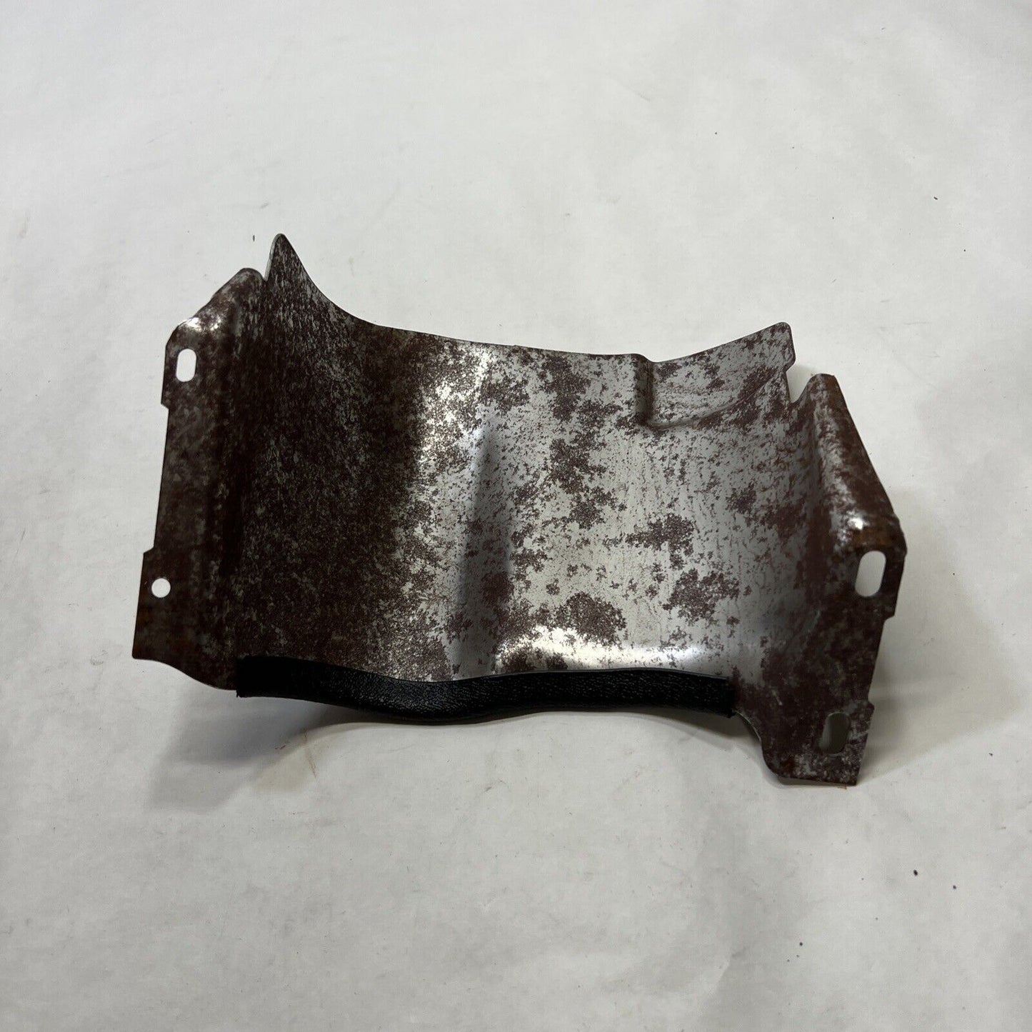 New OEM GM Silverado Sierra 1999-04 Dashboard Driver Knee Bolster Panel 12499966