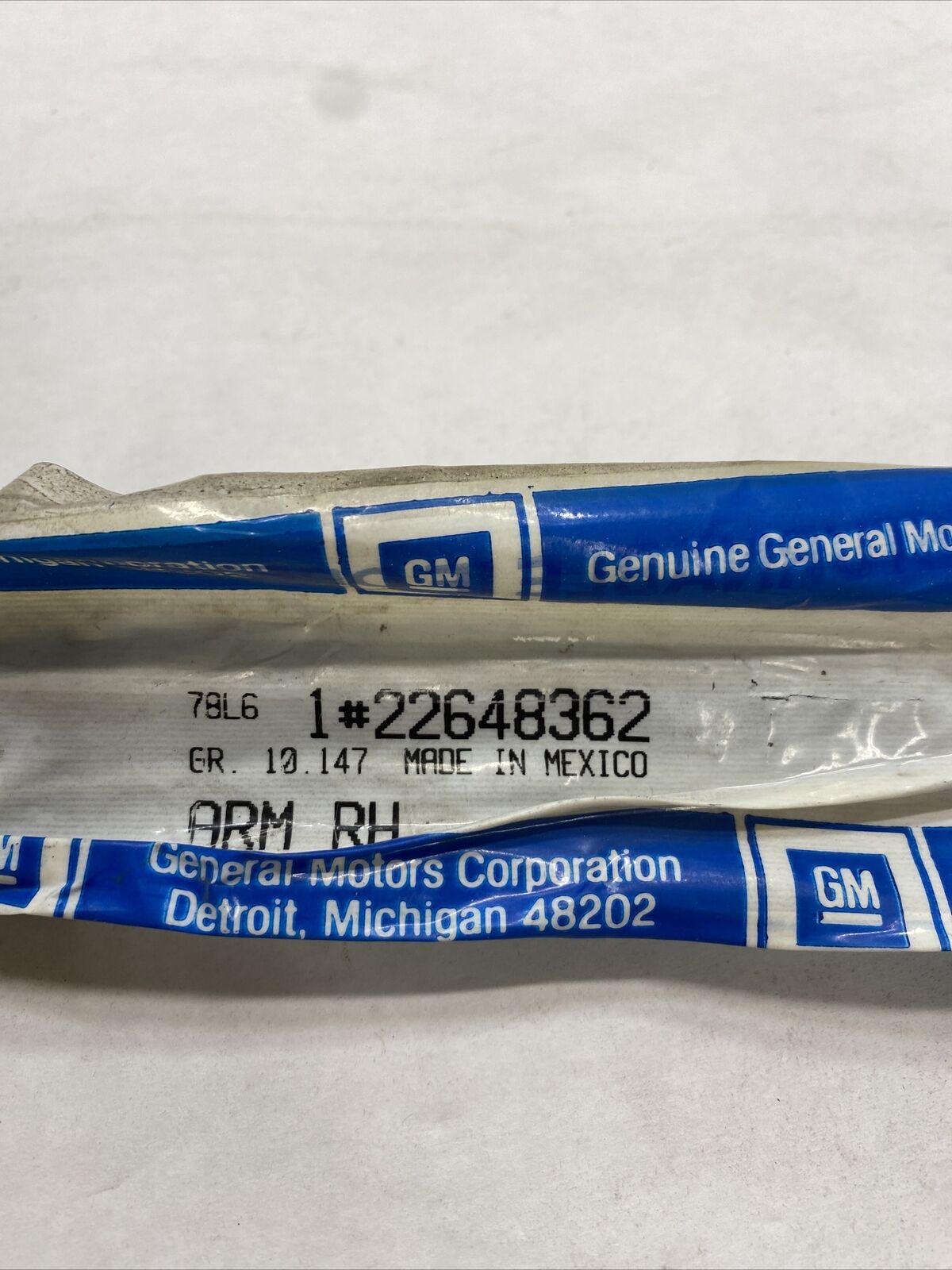 New OEM GM Wiper Arm 22144006