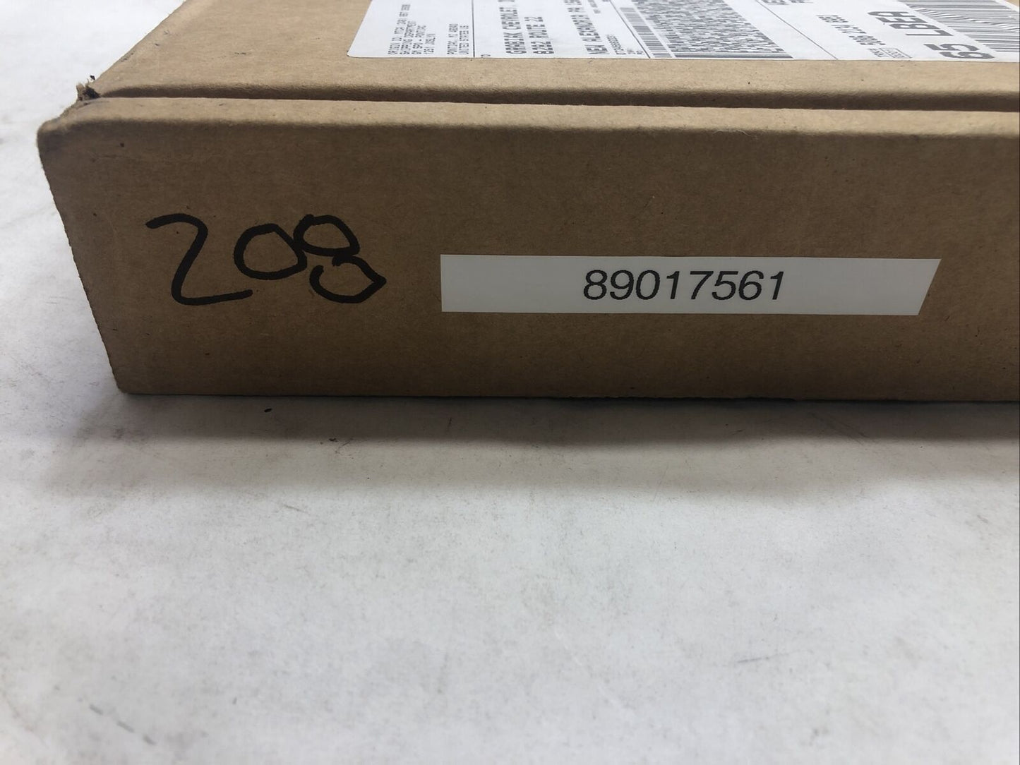 New OEM Genuine GM 2004-09 Engine Cylinder Head Gasket Kit & Seals 89017561