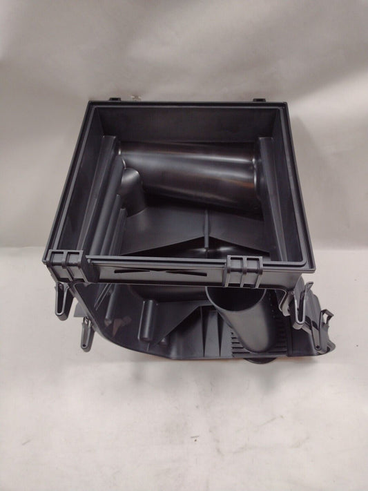 Genuine OEM GM Chevrolet Impala Air Cleaner Housing 2006-2011 10350736