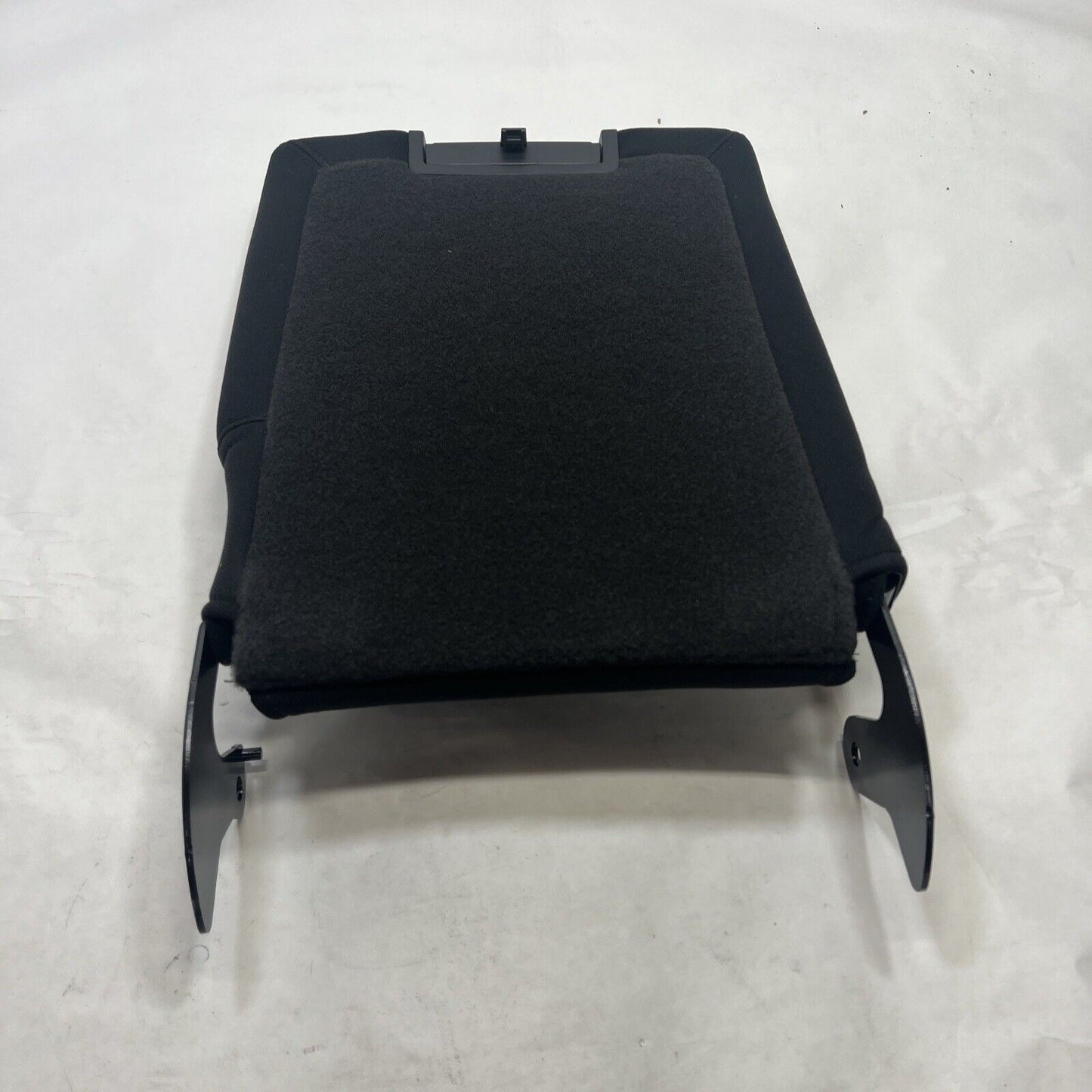Genuine OEM GM Escalade Front Center Seat Cushion Assembly 2010-2014 20904111