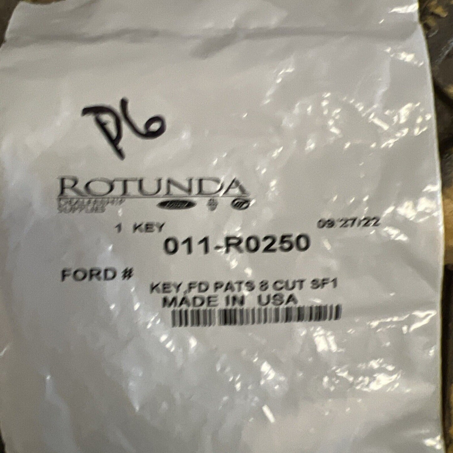 New OEM Genuine Ford Escape Transponder Key Rotunda 011R0250