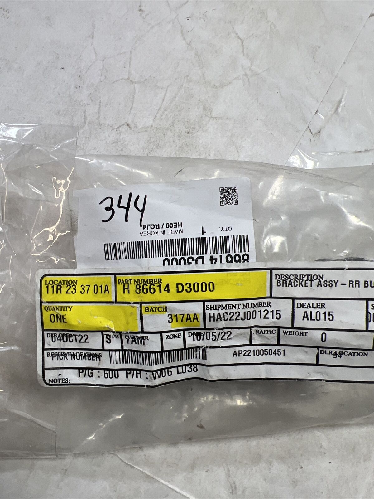 Genuine OEM Hyundai Tucson Rear Bumper Bracket Assembly Kia 2015-2021 86614D3000