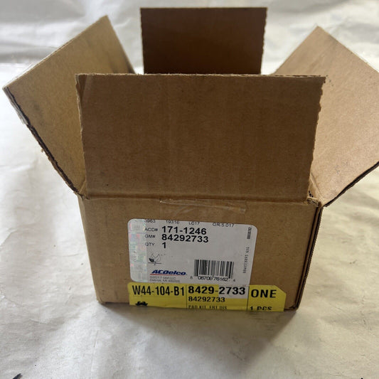 Genuine New GM Chevrolet Express 2500 2003-2017 Front Disc Brake Set 84292733