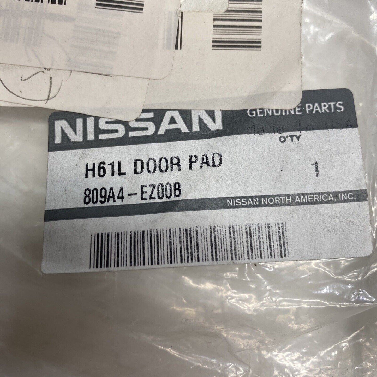New OEM Nissan Titan Upper Pad Right 2016-19 809A4-EZ00B