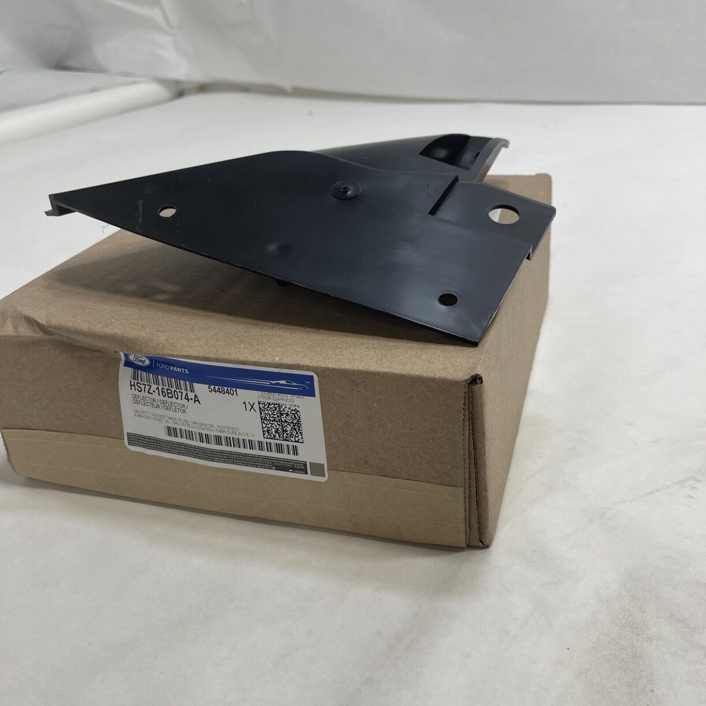 New OEM Genuine Ford Fusion 17-20 Right Passenger Side End Extension HS7Z16B074A