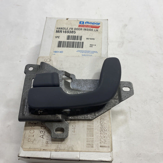 New OEM Mopar Chrysler Sebring Dodge Avenger Interior Handle 1995-99 MR169385