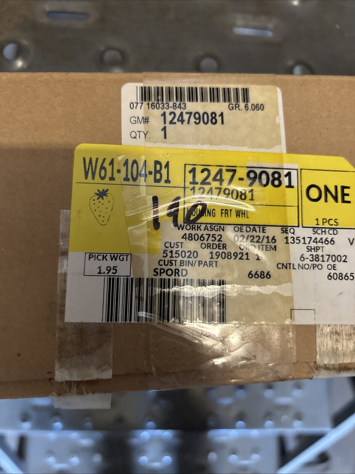 Genuine OEM GM Chevy Trailblazer Intermediate Shaft Housing 2002-2009 12479081