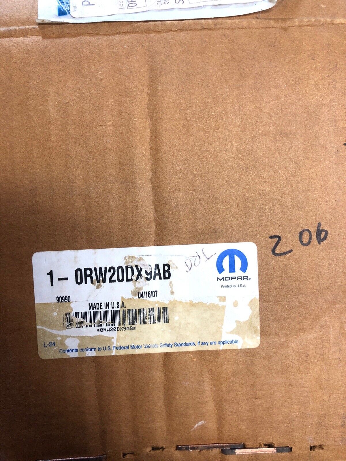 New OEM Chrysler Town & Country Dash Panel Gauge Trim 2003-07 RW20DX9AB