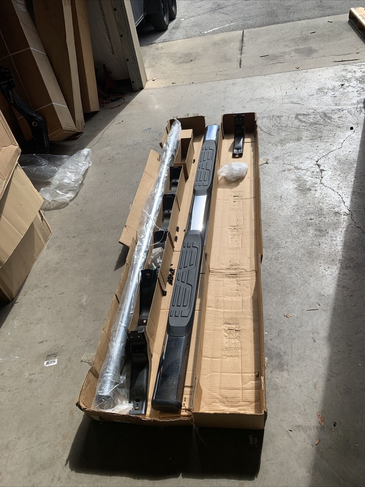 New OEM Nissan Titan Running Boards Step Rails 2017-2021 999T6W4100