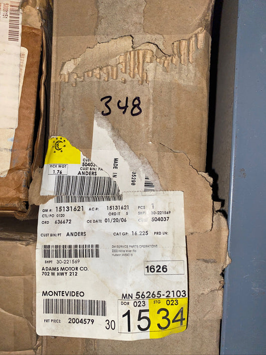 New OEM GM Chevy Trailblazer EXT Weatherstrip Left 2002-06 15131621