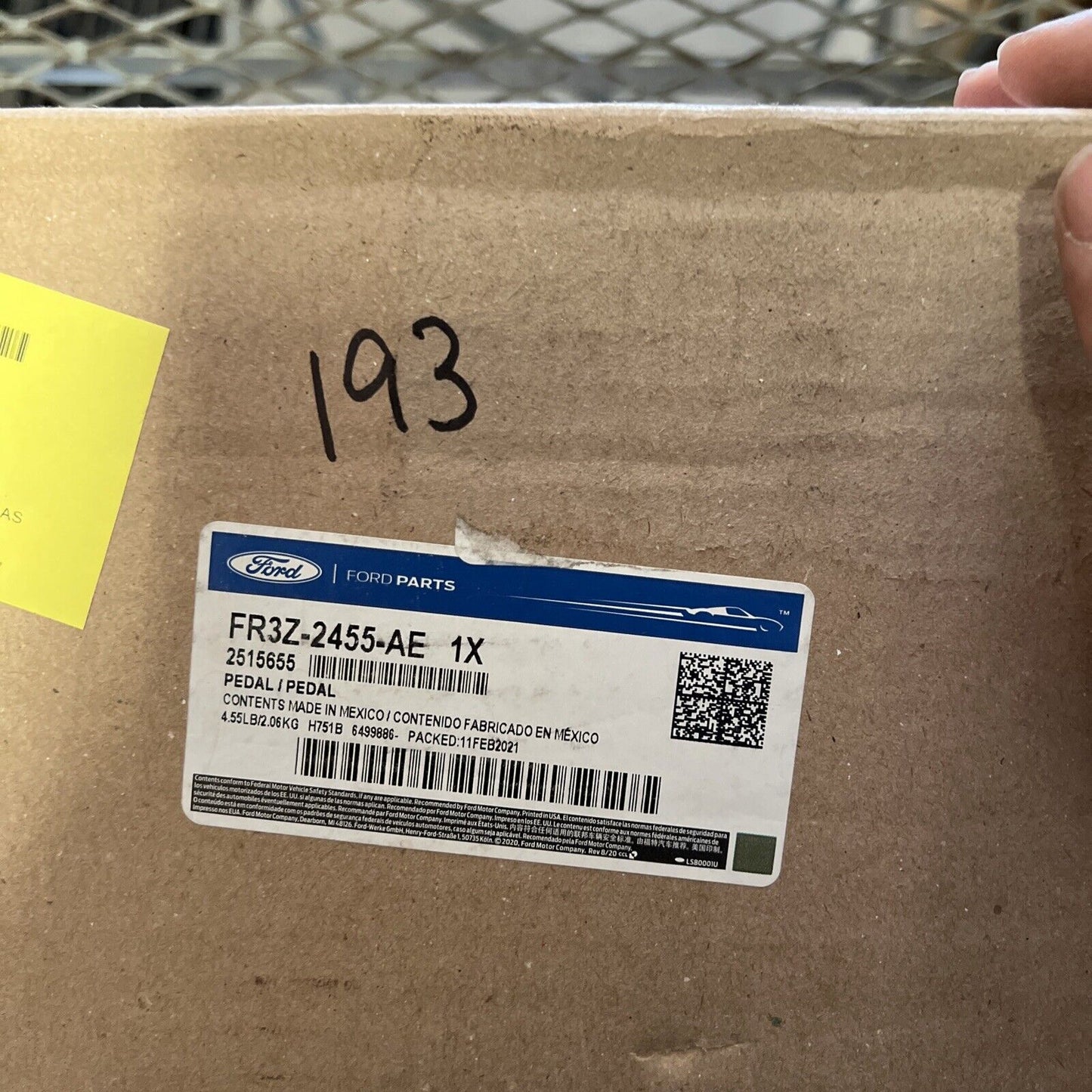 New OEM Genuine Ford Pedal And Bracket Assembly fr3z2455ae