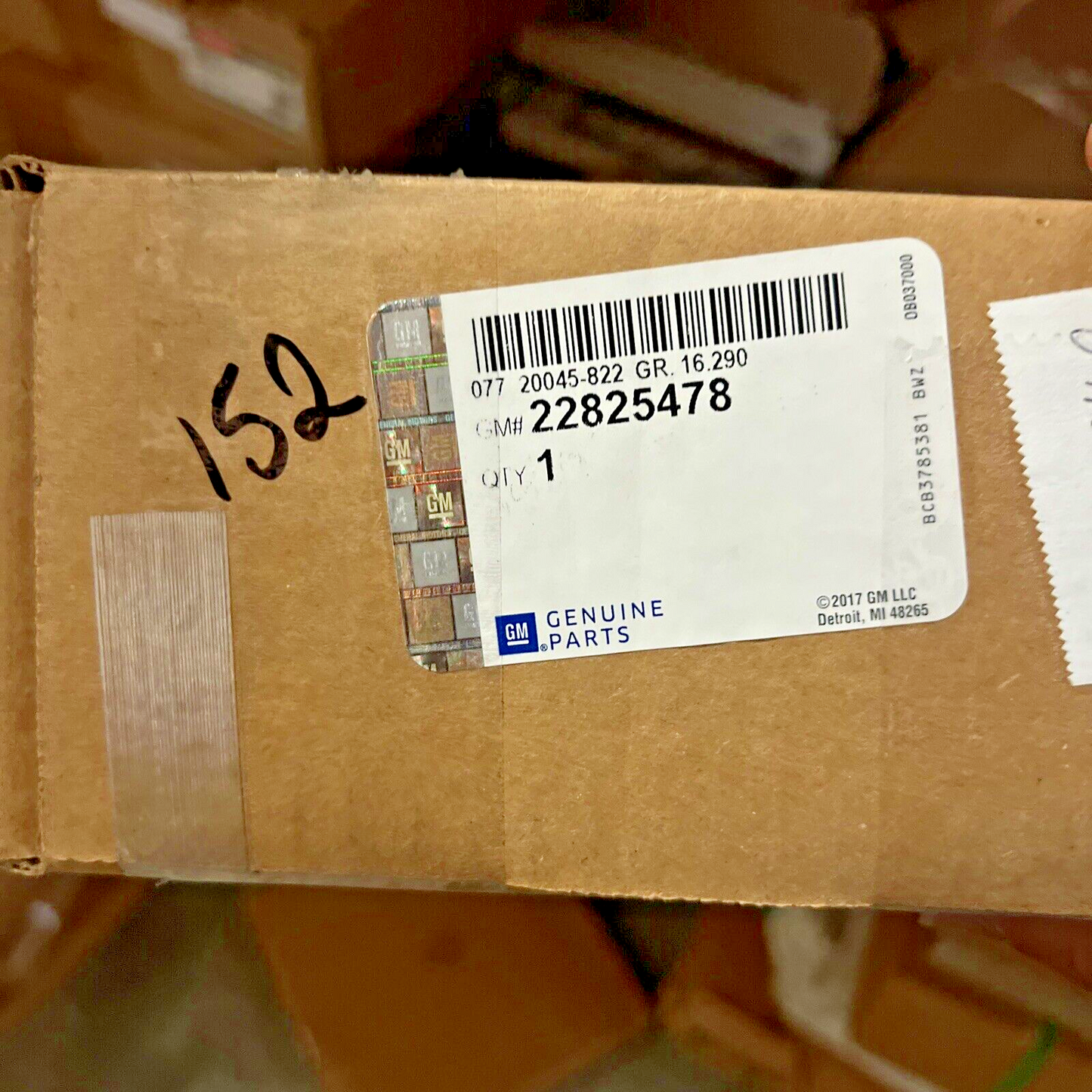 Genuine OEM GM Chevrolet Rear Left Side Window Applique 2009 - 2017 22825478