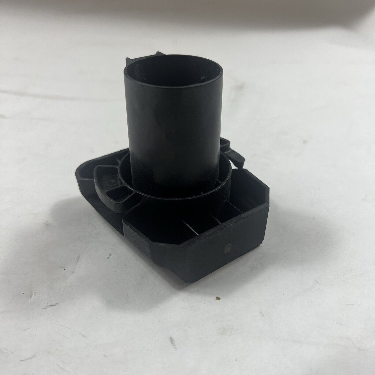 NEW Genuine OEM GM Trailer Wiring Receptacle Cap 25779186