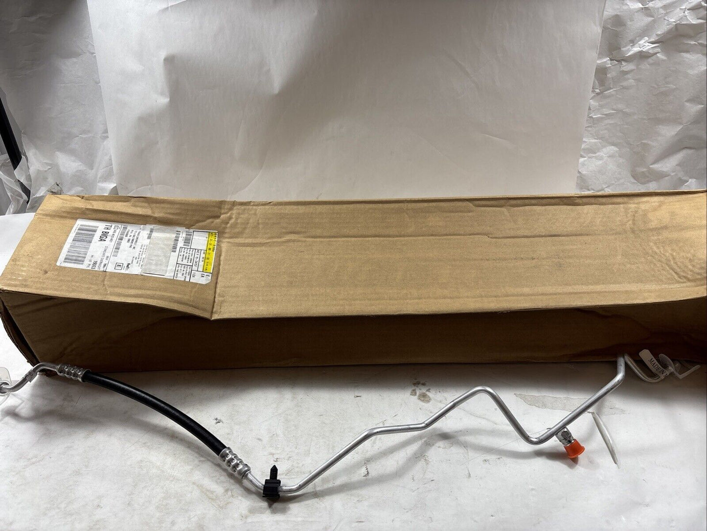 Genuine OEM GM Chevy Silverado 1500 Air Conditioning Liquid Hose 14-18 84148300