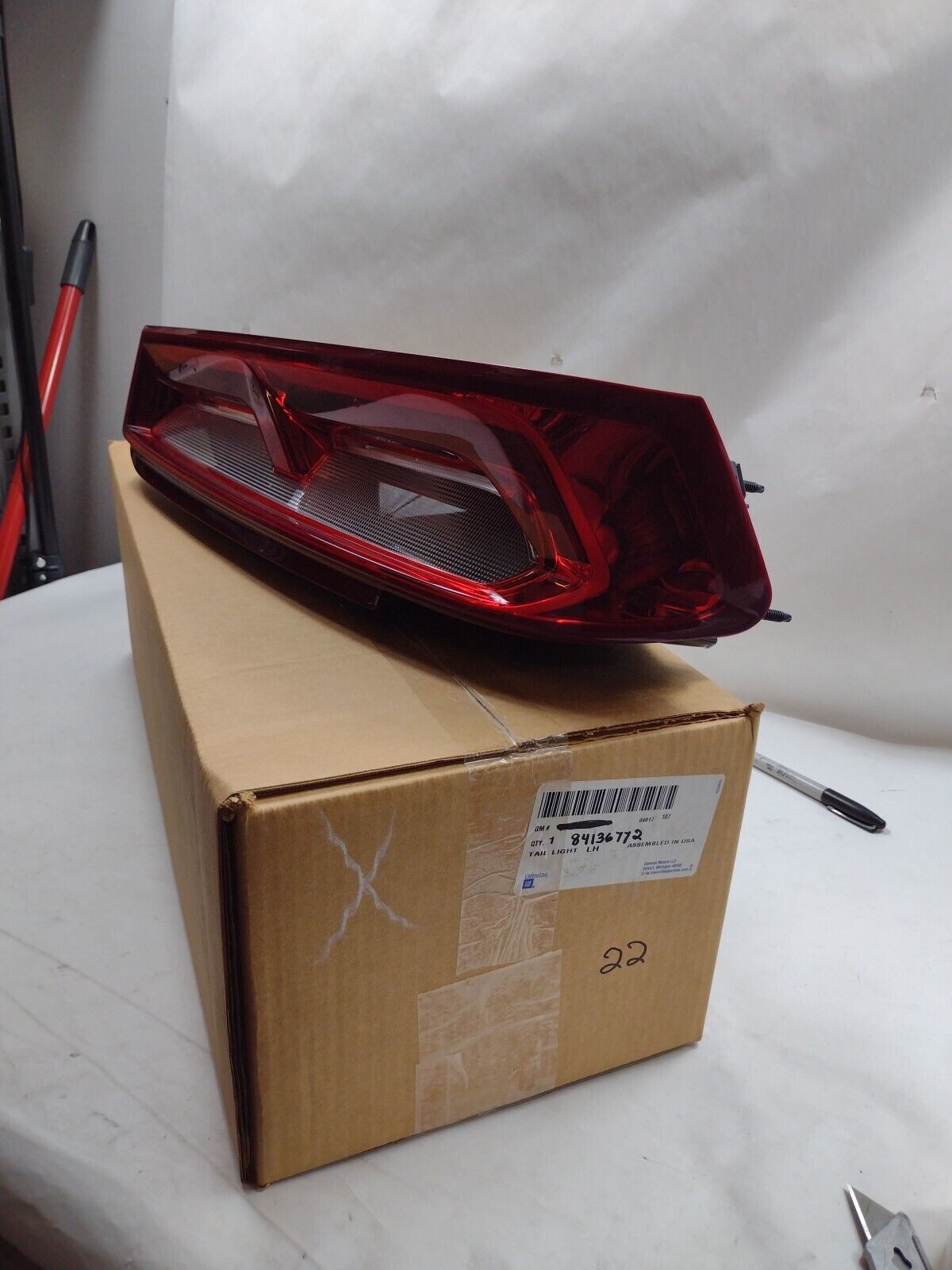 Genuine OEM GM Camaro Tail Light Driver Side 2016-2018 84136772