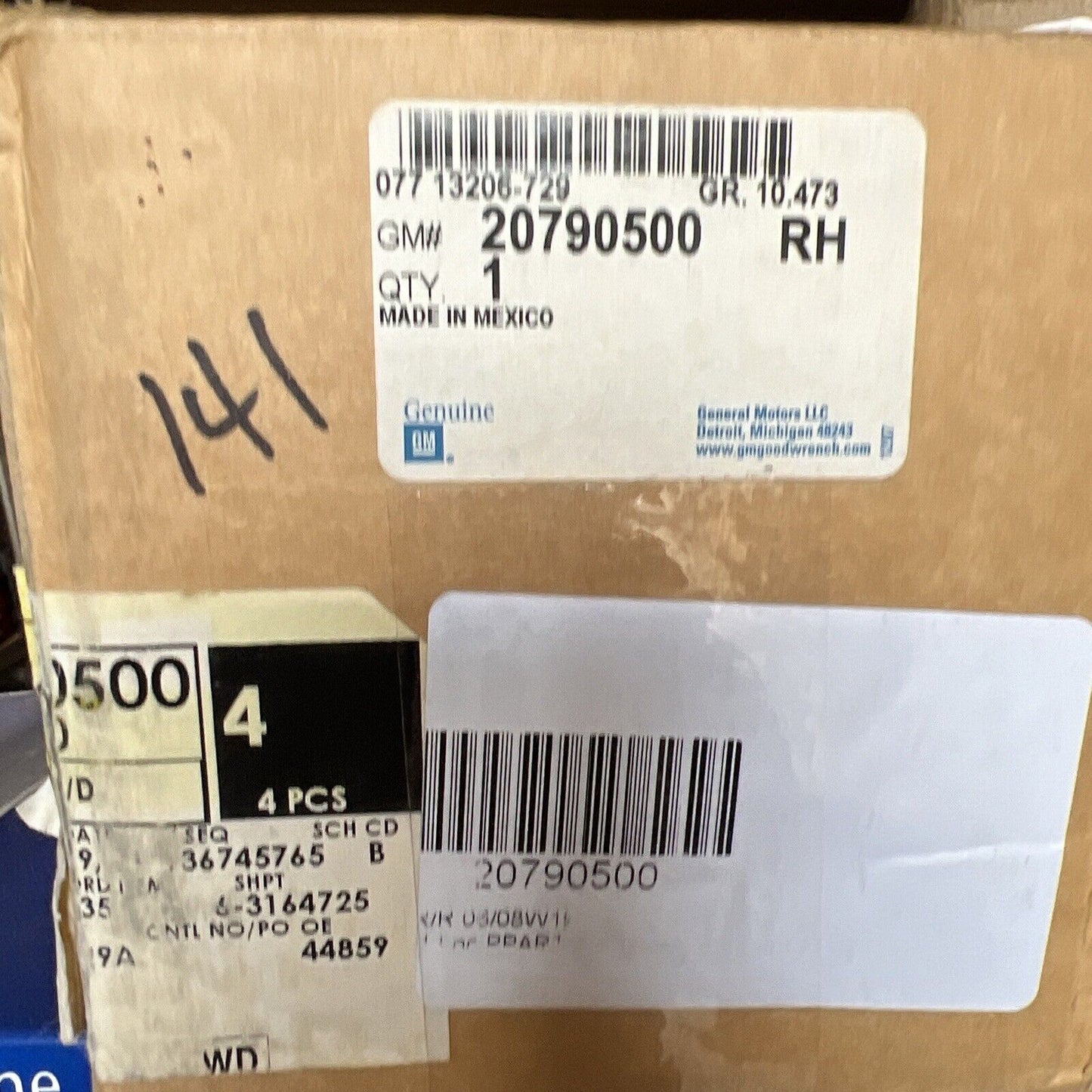 New OEM Genuine GM Right Passenger Side Rear Door Latch Lock Assembly 20790500