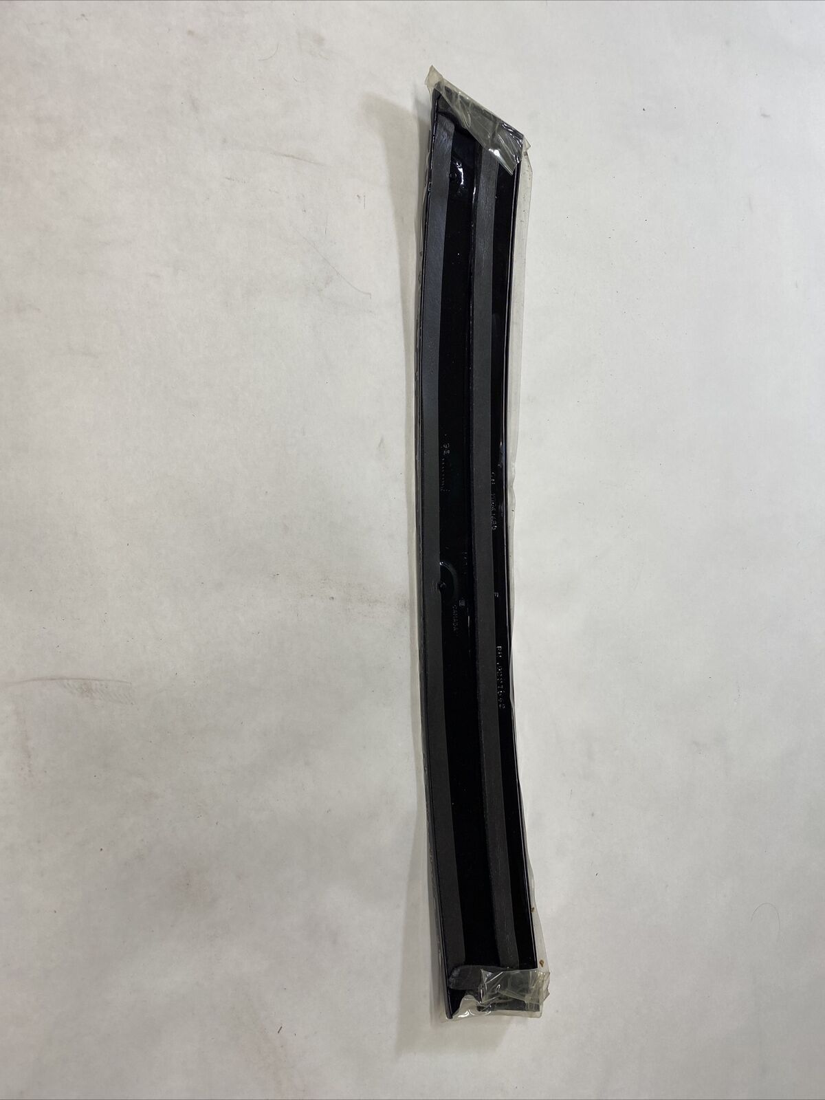 New OEM GM Chevy Lumina Applique Front Left 1990-94 10227562