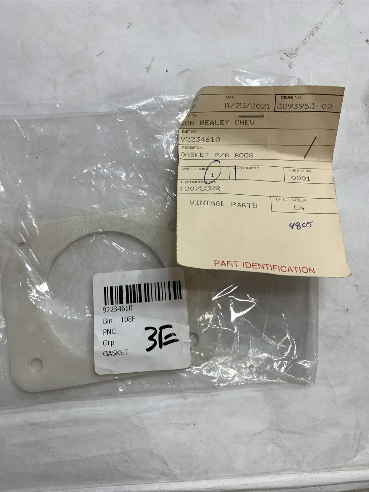 New OEM GM Chevy Camaro 2010-2015 Gasket 92234610