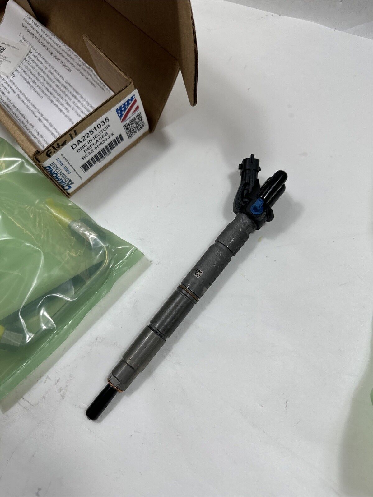 Fuel Injector For 2011-2014 Ford F250 Super Duty 6.7L Remanufactured DA2251035