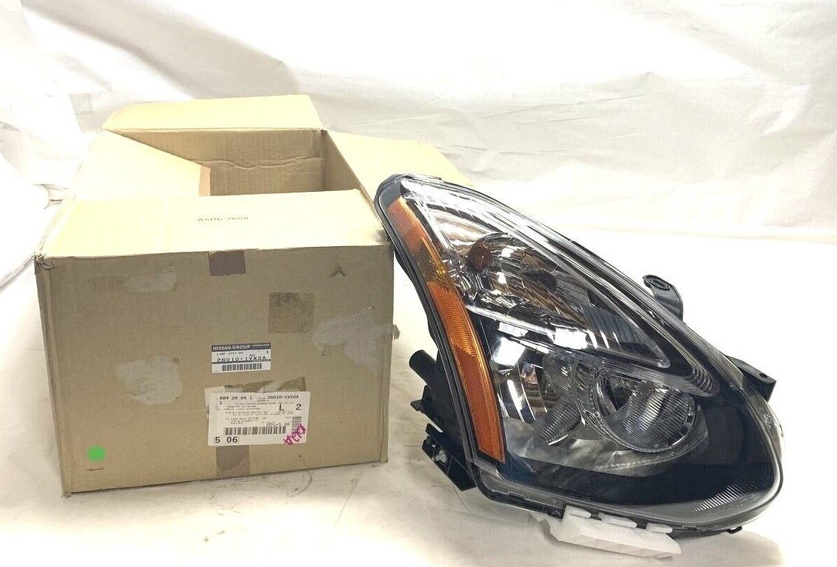 New OEM Nissan Rogue Headlight Passenger Side GENUINE 2013-15 260101VX0A
