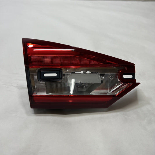 New OEM Genuine Ford Fusion 2017-2018 Backup Lamp Assembly HS7Z13405A