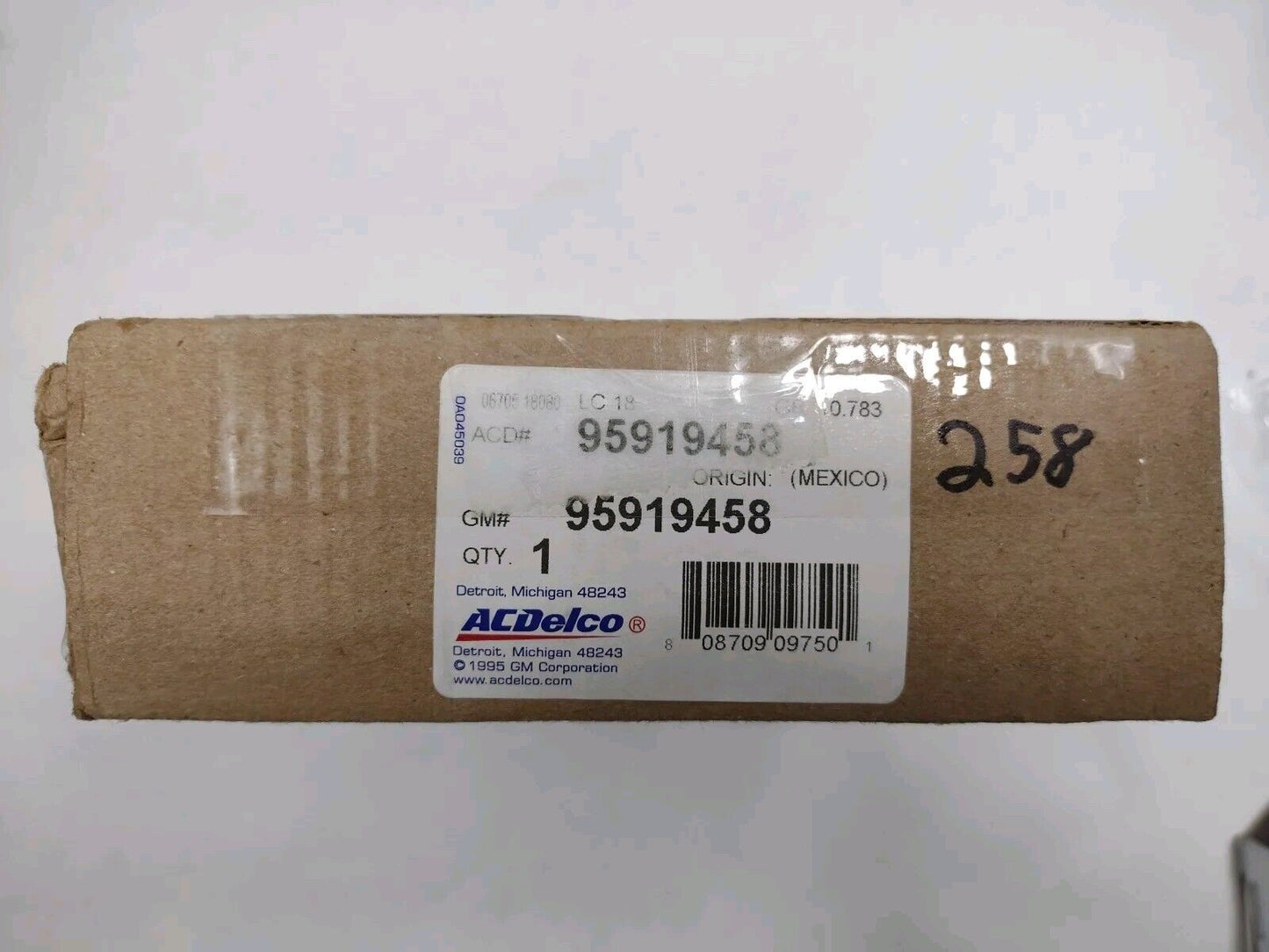 Gneuine OEM GM Chevrolet Sonic Window Motor 2012-2020 95919458