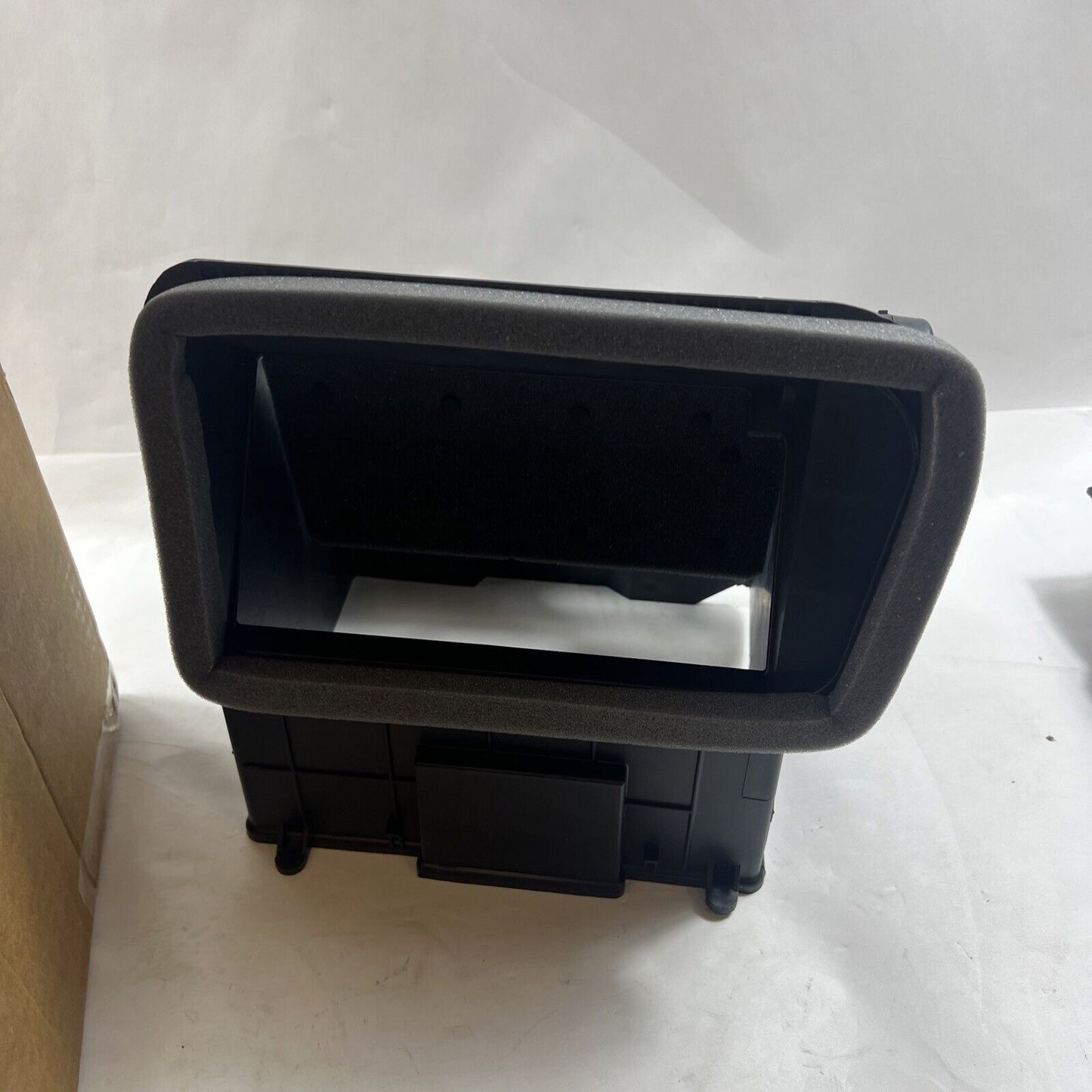 Genuine OEM Mopar Ram 2500 3500 A/C Heater Air Housing Door Assembly 68004226AC