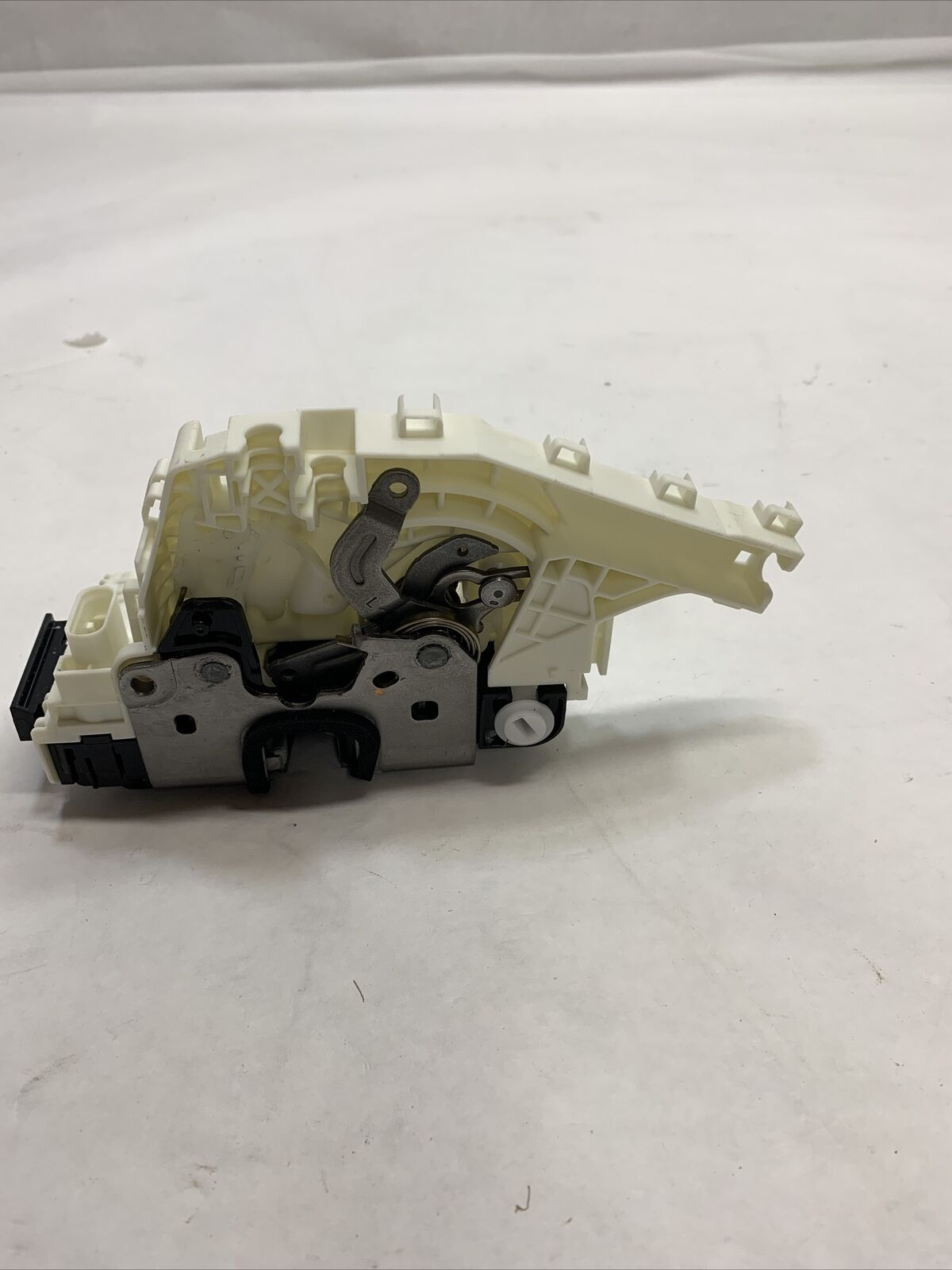 New OEM Mopar Rear Door Latch Driver Side Cherokee 2011-21 68466963AA